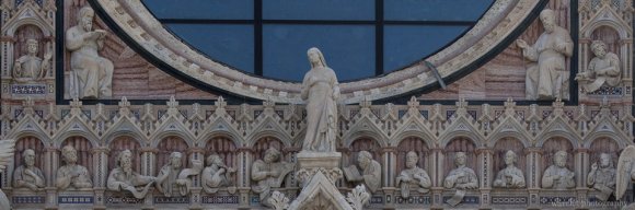 Facade statues of the Duomo, Siena Facade statues of the Duomo, Siena